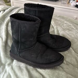 Ugg boots - ⭐️WEEKEND SPECIAL⭐️